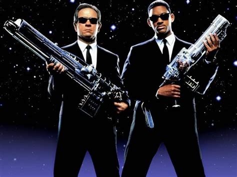  Men In Black: Một câu chuyện về người ngoài hành tinh và những đặc vụ bí mật!